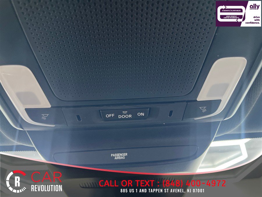 Used 2025 Honda HR-V Sport image 12