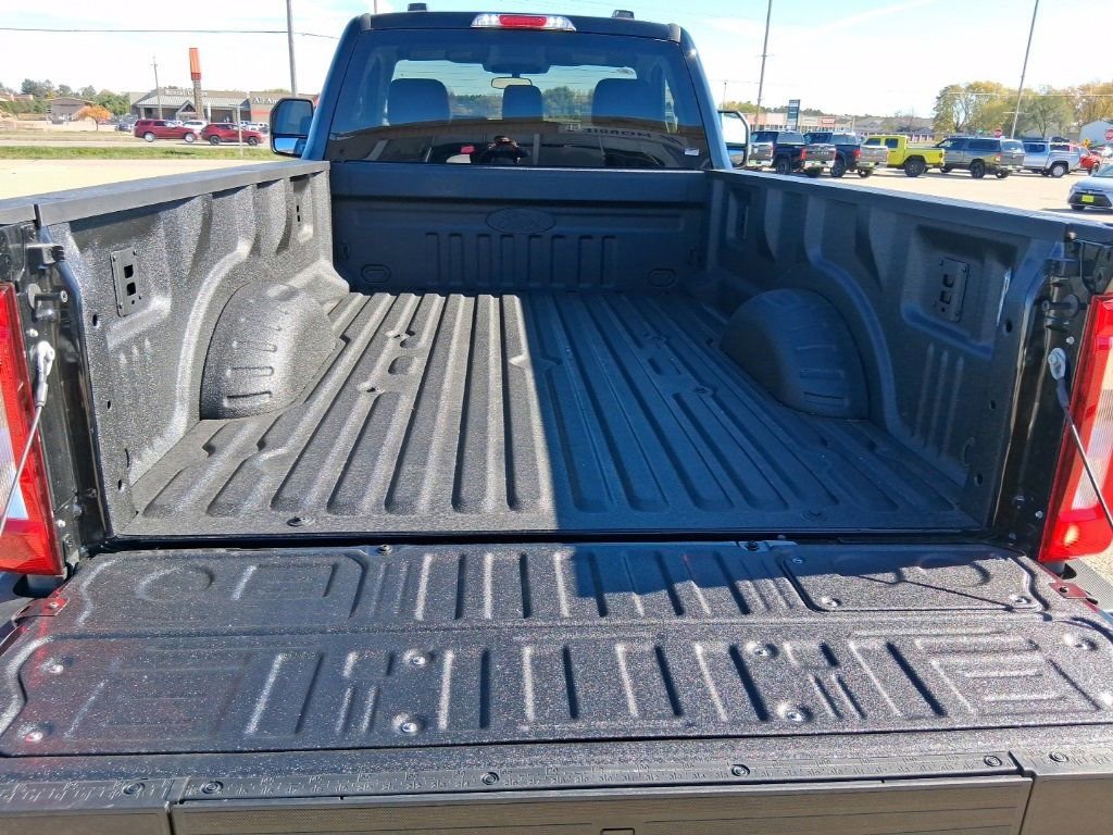 New 2026 Ford F250 XLT w/ FX4 Off-Road Package image 12