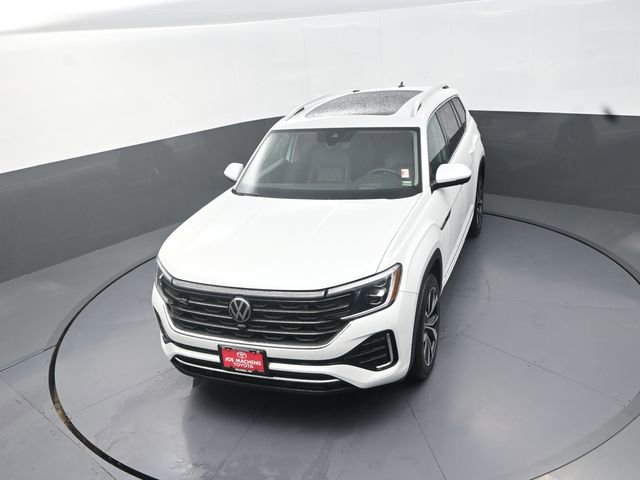 Used 2024 Volkswagen Atlas SEL Premium R-Line AWD/4WD image 39