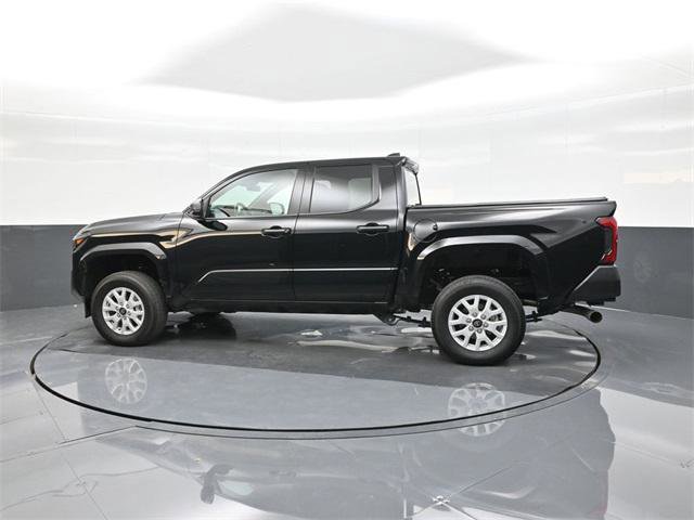 Certified 2025 Toyota Tacoma SR image 5