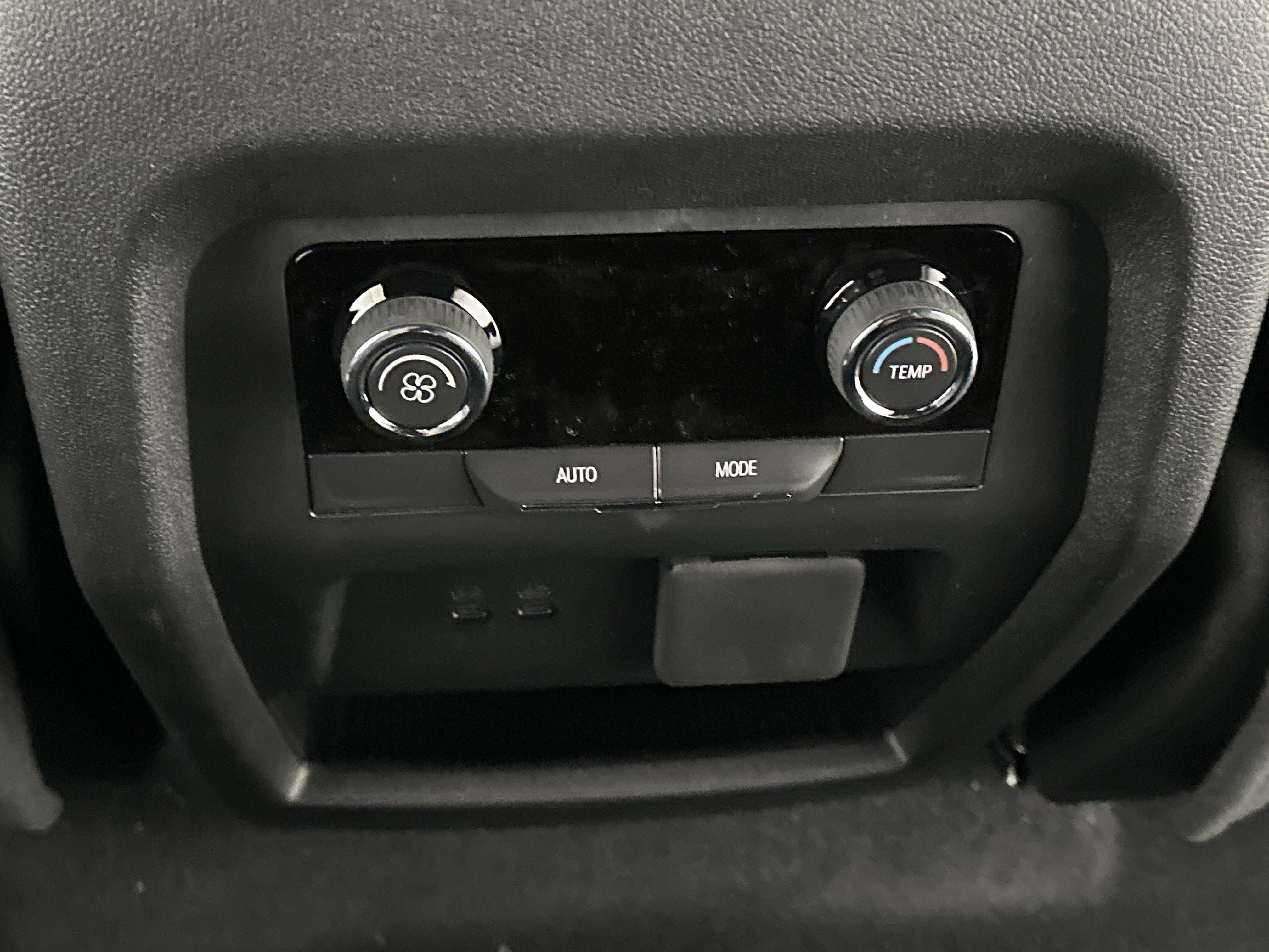 New 2026 Chevrolet Traverse LT w/ Driver Confidence Package image 24