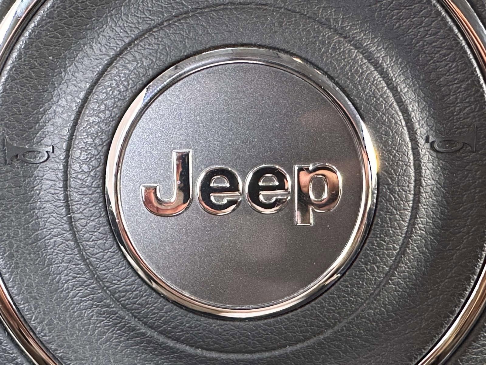 Used 2020 Jeep Renegade Limited AWD/4WD image 27