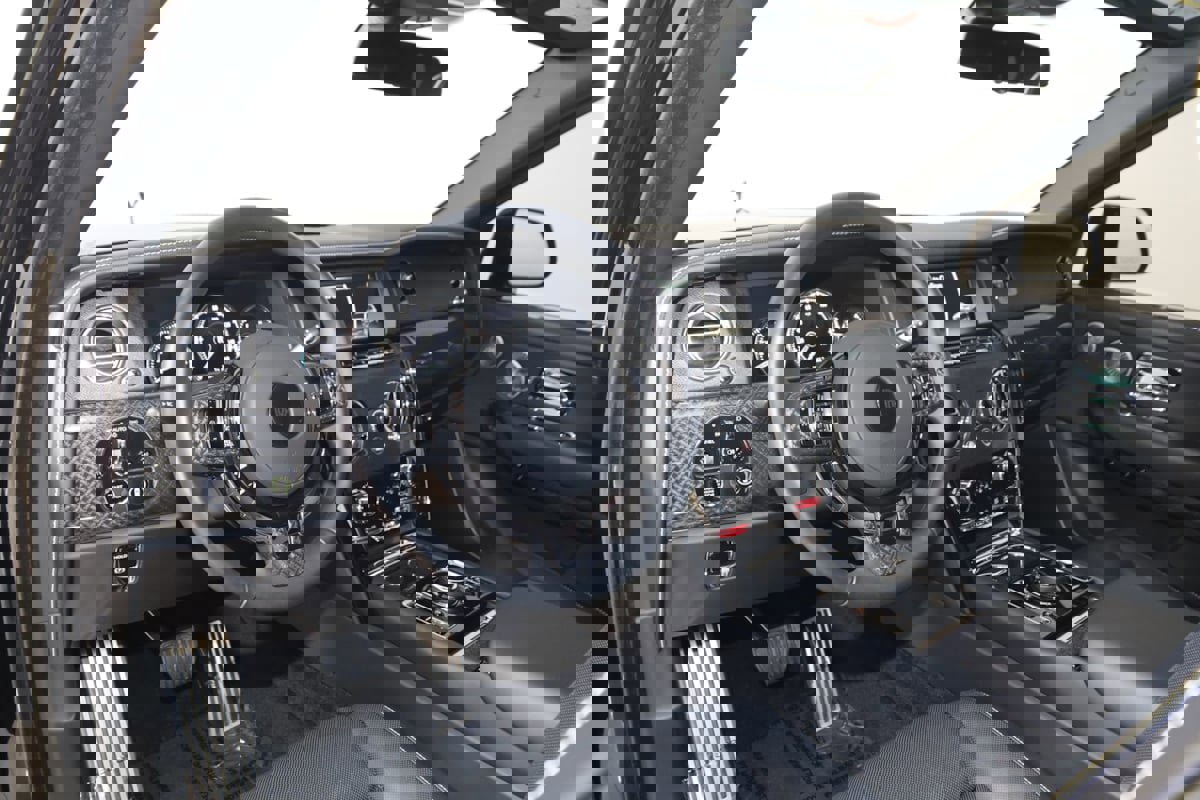 Used 2024 Rolls-Royce Cullinan Black Badge image 46