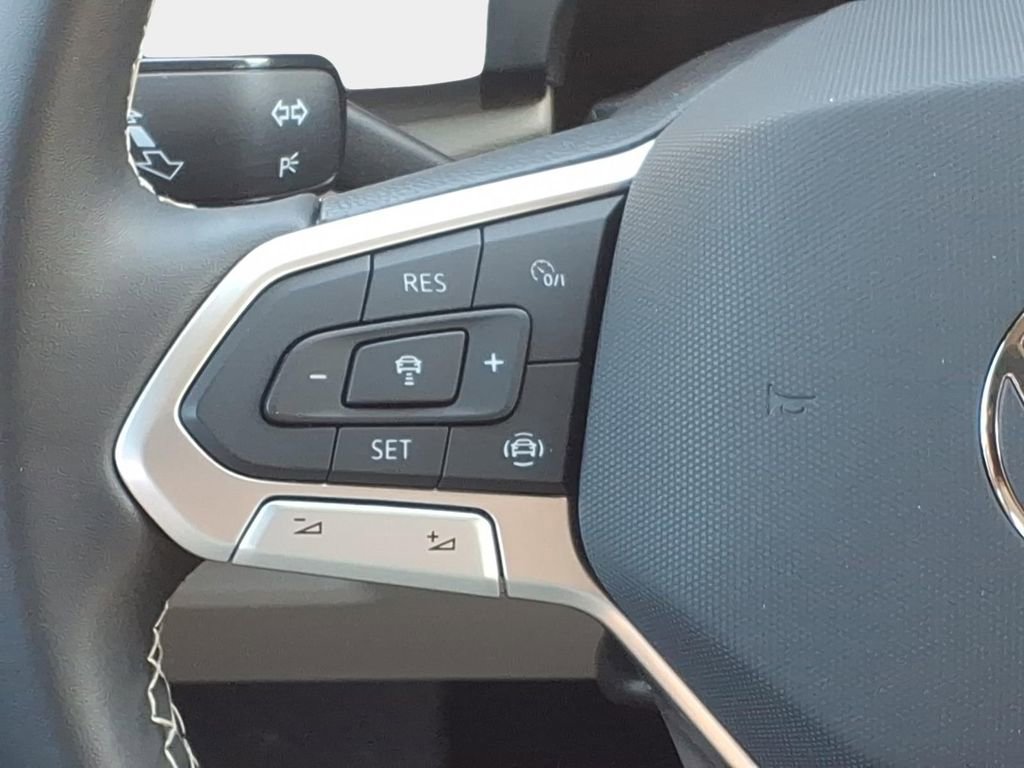 Used 2023 Volkswagen Atlas SE image 11