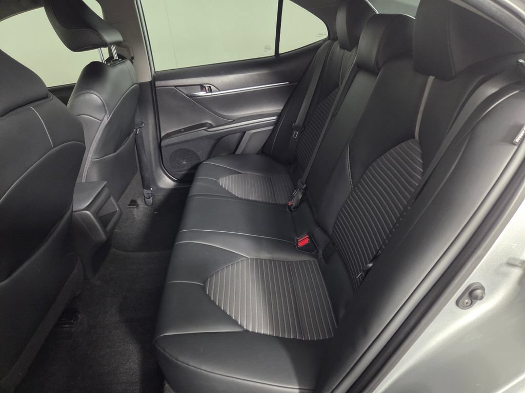 Used 2022 Toyota Camry SE FWD image 24