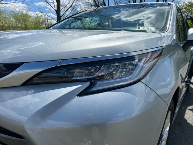 Used 2021 Toyota Sienna Limited AWD/4WD image 43