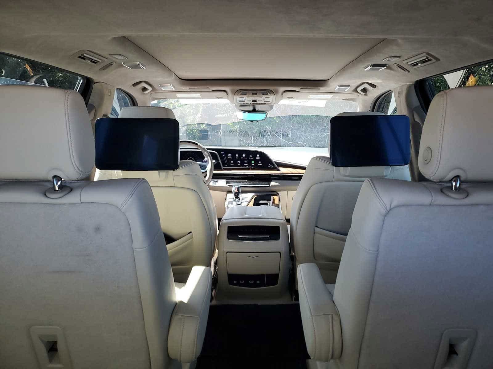 Used 2024 Cadillac Escalade Sport Platinum w/ LPO, ONYX Package AWD/4WD image 22