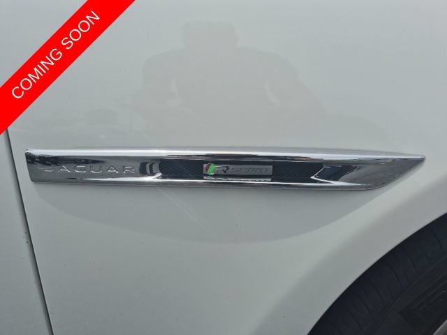 Used 2016 Jaguar XJ R-Sport RWD image 8