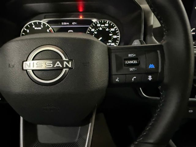 Certified 2025 Nissan Rogue SV image 16