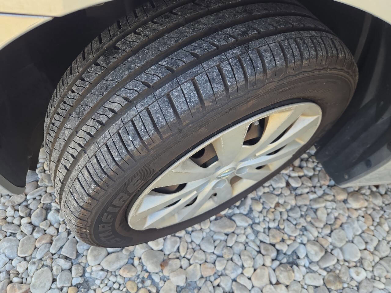 Used 2016 Nissan Sentra S image 10