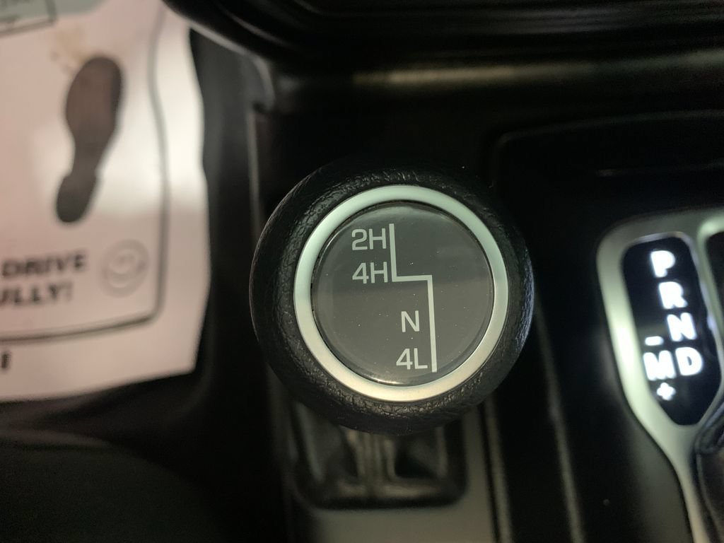 Used 2020 Jeep Gladiator Sport w/ Quick Order Package 24S AWD/4WD image 25