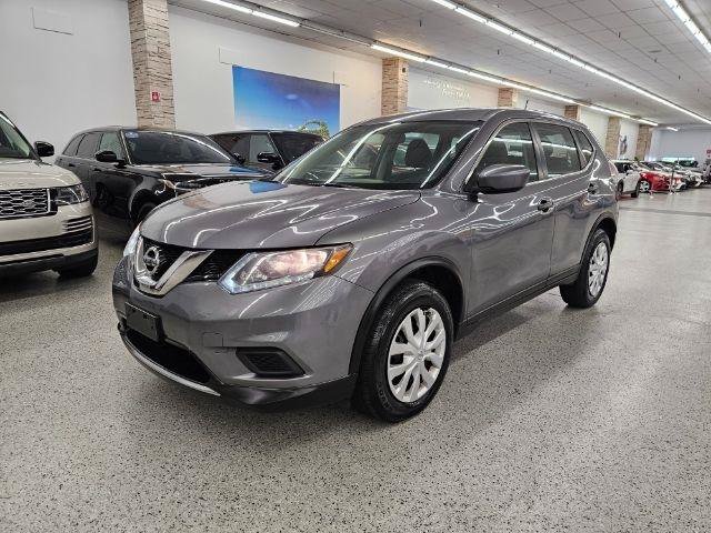 Used 2016 Nissan Rogue S AWD/4WD image 2