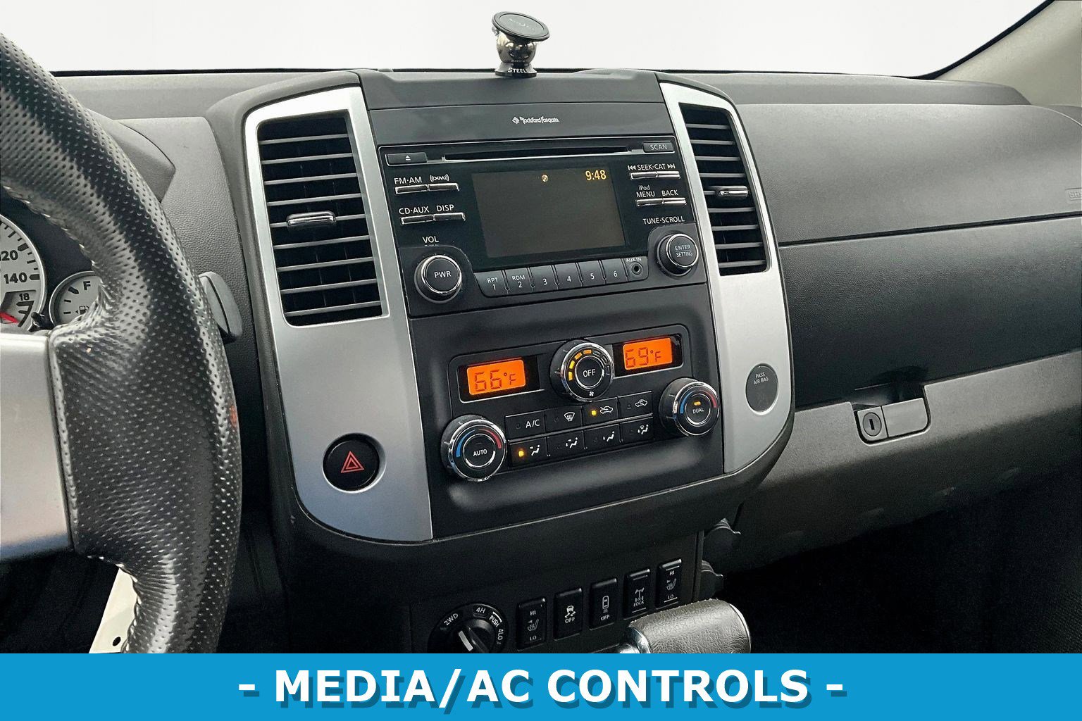 Used 2014 Nissan Frontier PRO-4X image 10