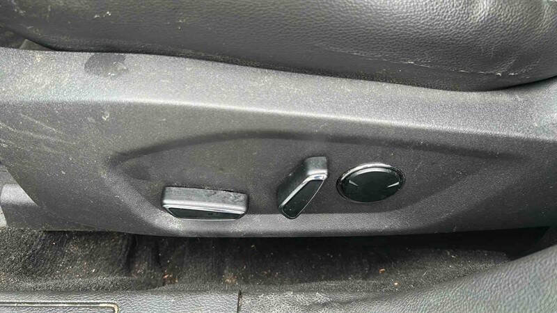 Used 2013 Ford Fusion SE image 14