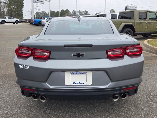 Used 2020 Chevrolet Camaro LT w/ Technology Package image 11