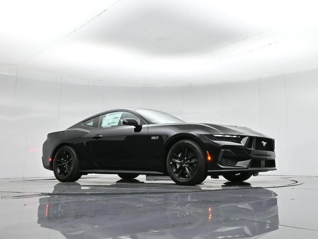 New 2026 Ford Mustang GT RWD image 3