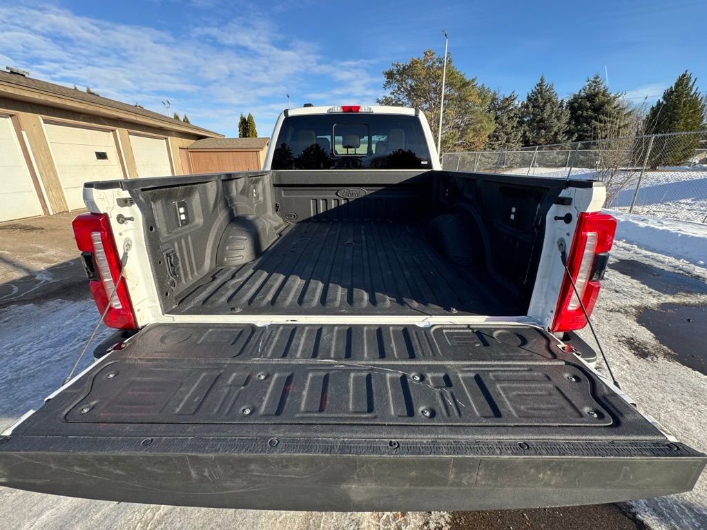 Used 2024 Ford F350 Lariat w/ Sport Appearance Package image 10