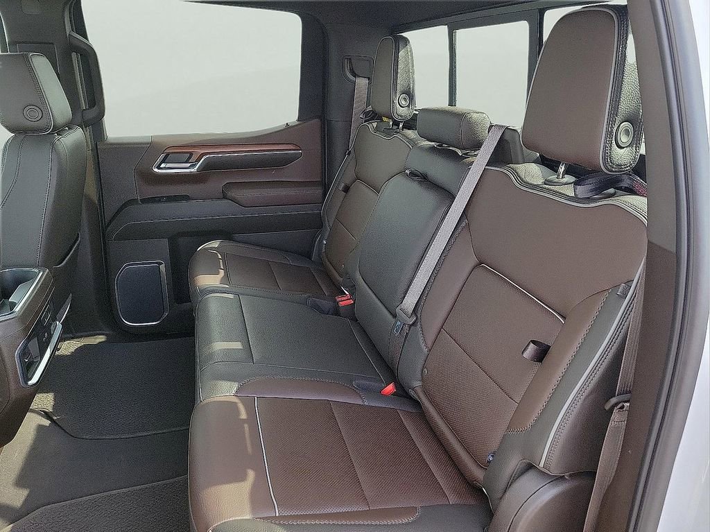 Used 2023 GMC Sierra 1500 Denali w/ Denali Reserve Package AWD/4WD image 13