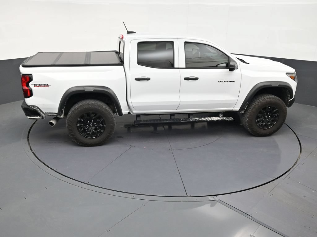 Used 2024 Chevrolet Colorado Trail Boss w/ Advanced Trailering Package AWD/4WD image 17