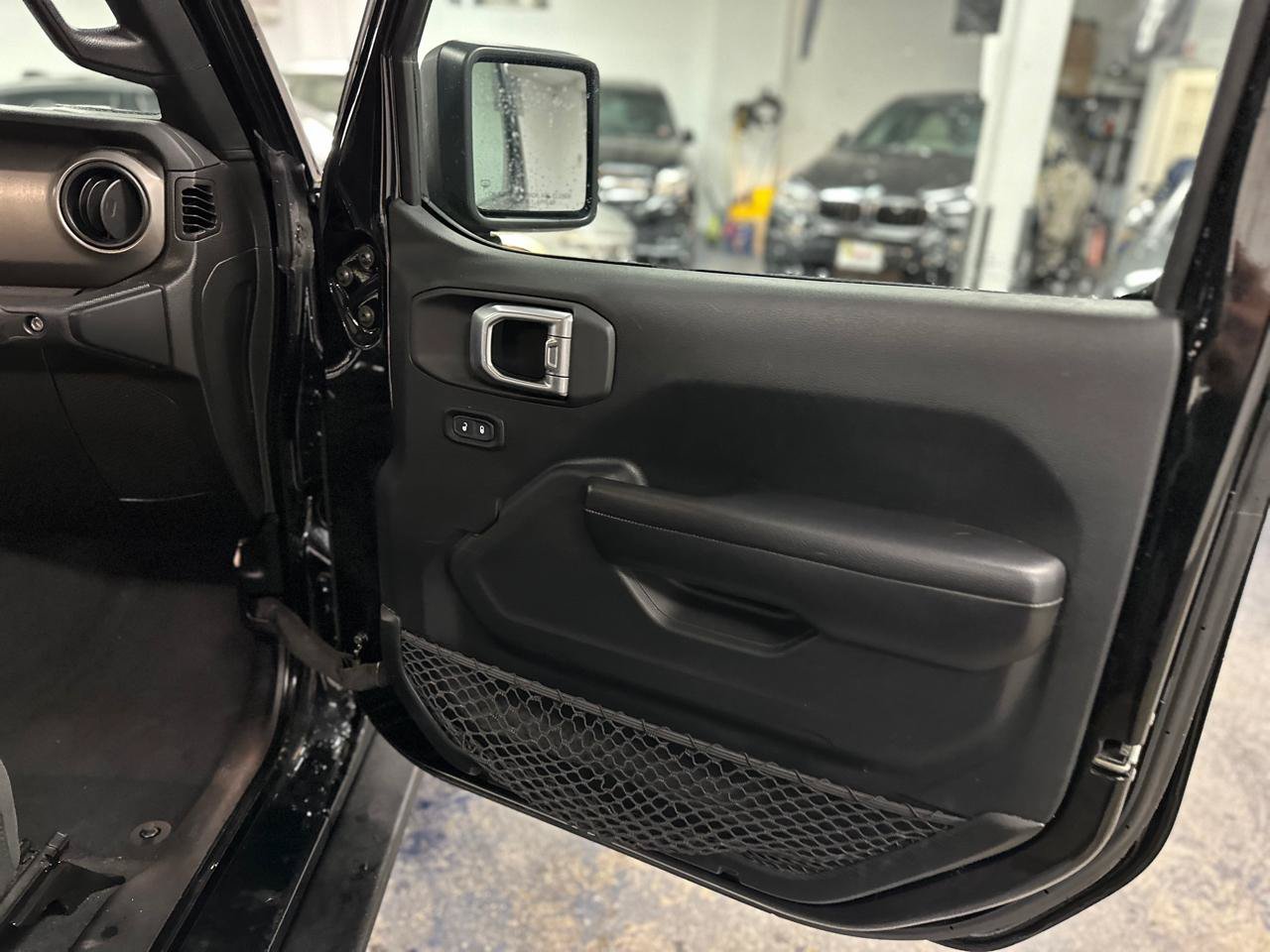 Used 2020 Jeep Gladiator Sport w/ Quick Order Package 24S AWD/4WD image 29