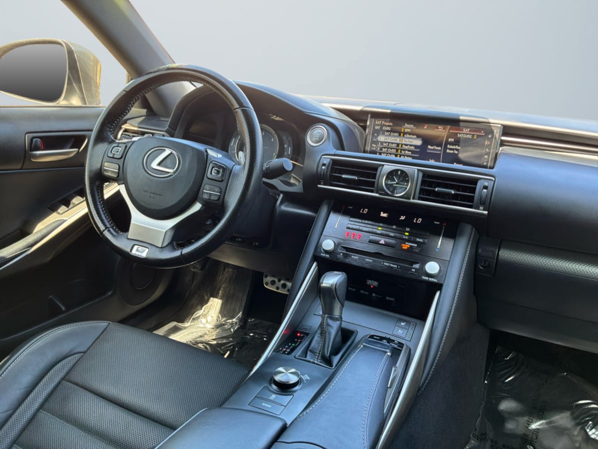 Used 2017 Lexus IS 350 F Sport w/ F Sport Package RWD image 14