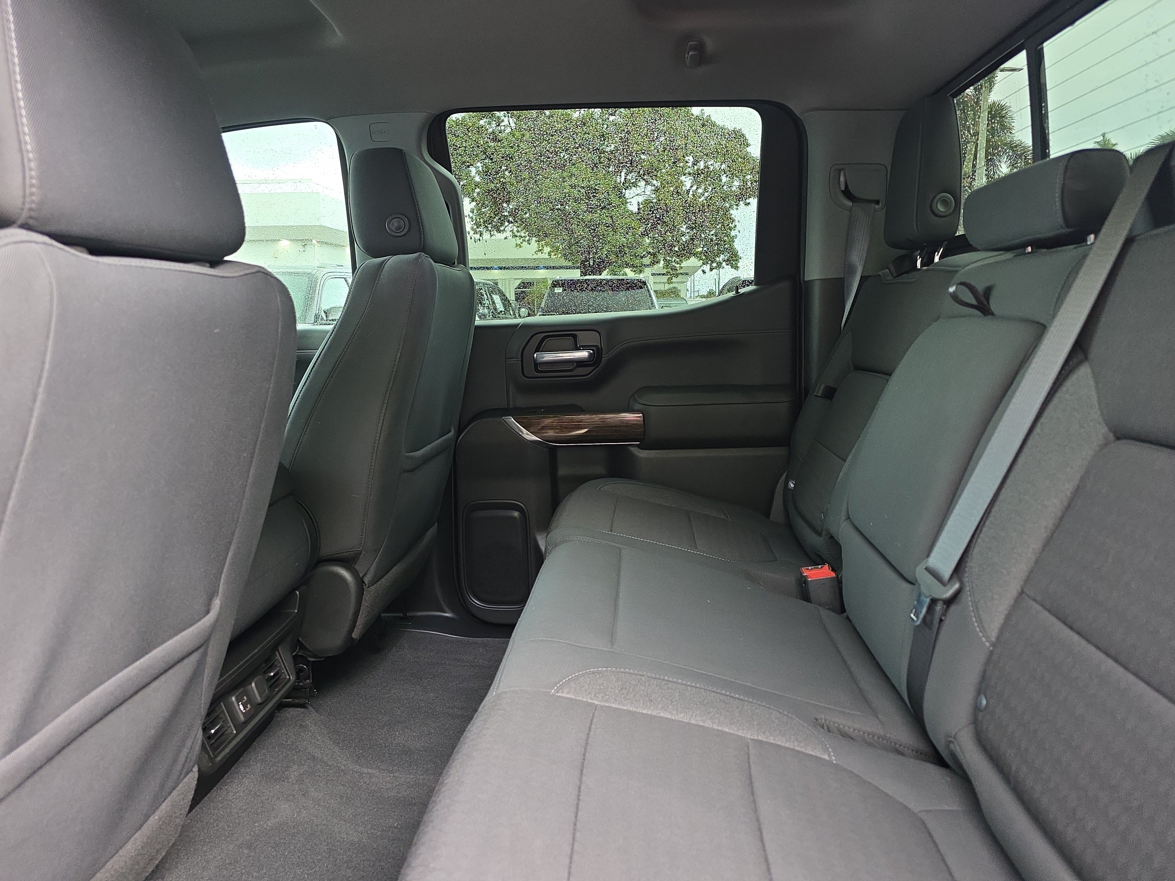 Used 2021 GMC Sierra 1500 SLE w/ Preferred Package AWD/4WD image 16