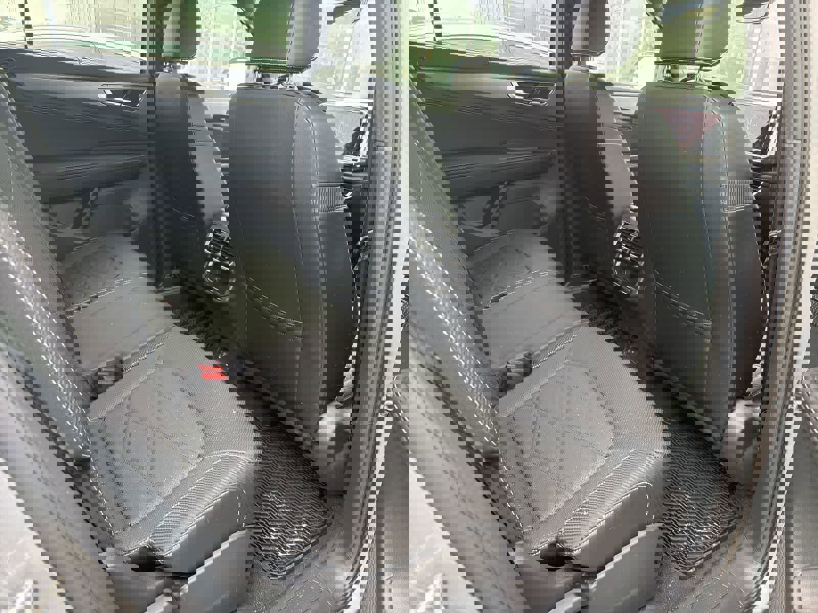 Used 2025 Volkswagen Atlas Cross Sport SE w/ Black Wheel Package image 5