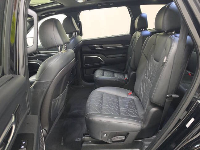 Used 2023 Kia Telluride SX X-Line AWD/4WD image 8