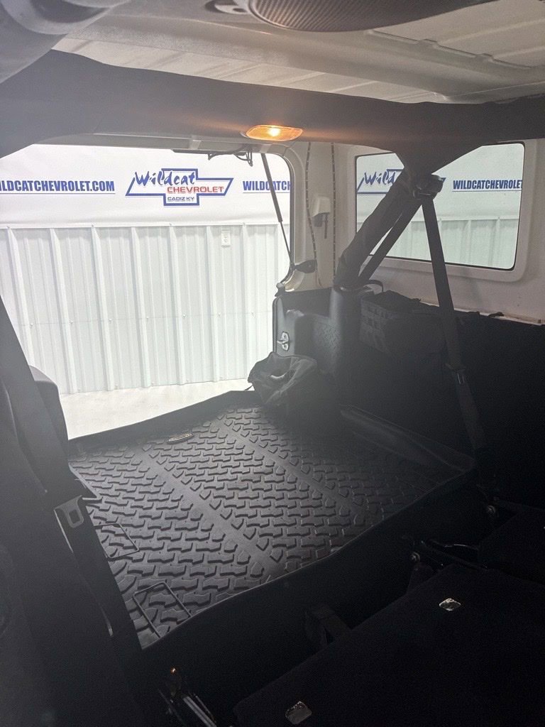 Used 2014 Jeep Wrangler Unlimited Sahara w/ Connectivity Group image 29