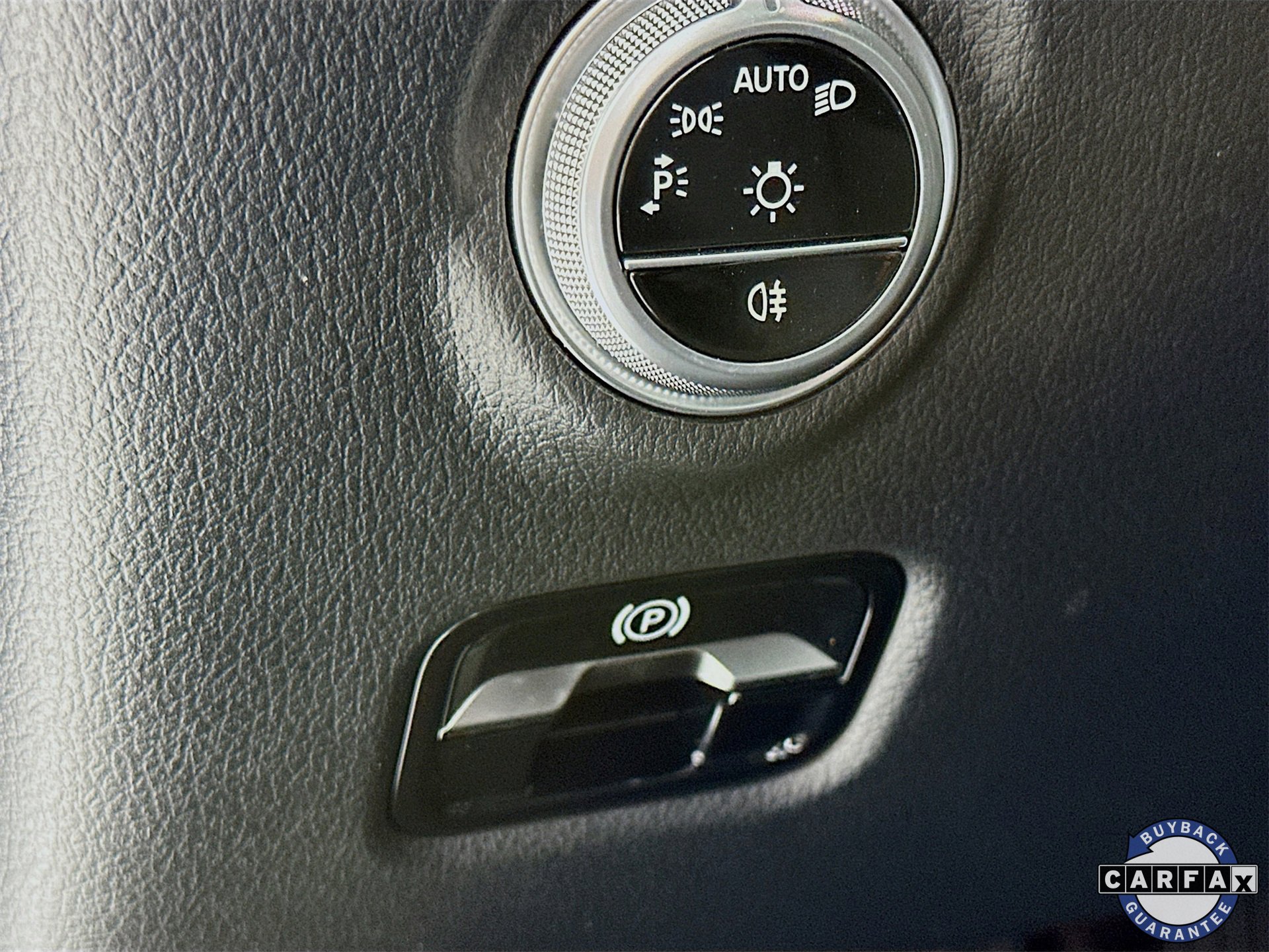 Certified 2025 Mercedes-Benz C 300 Sedan image 11