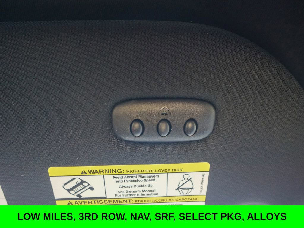 Used 2017 Lincoln Navigator Select image 25