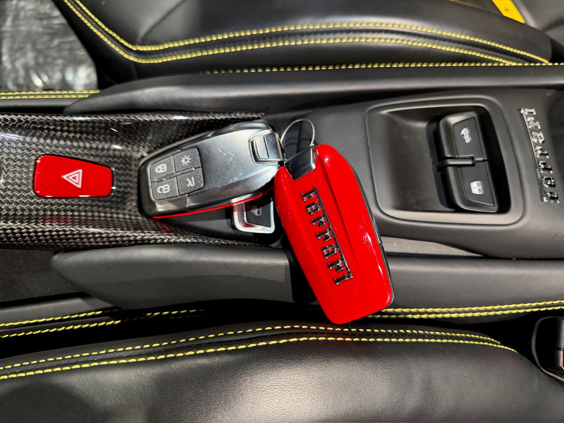 Used 2023 Ferrari F8 Tributo RWD image 36