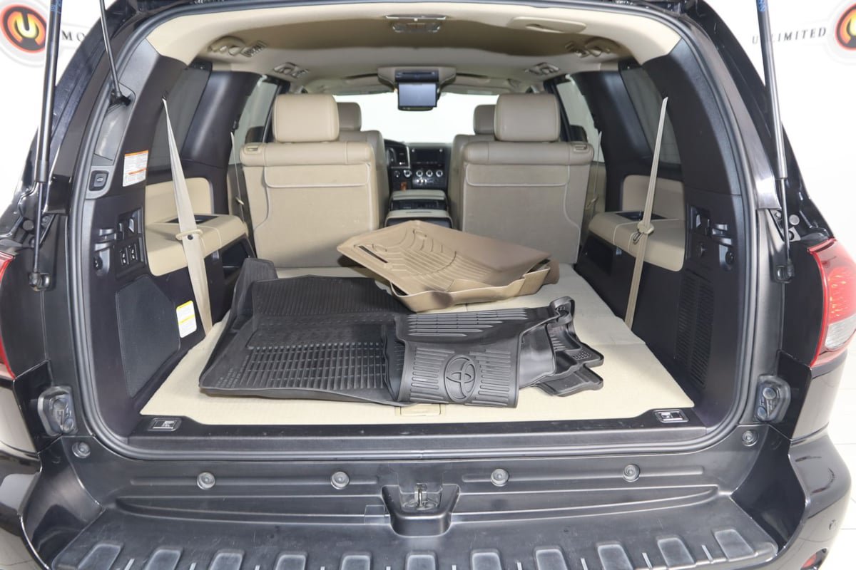 Used 2020 Toyota Sequoia Platinum AWD/4WD image 50