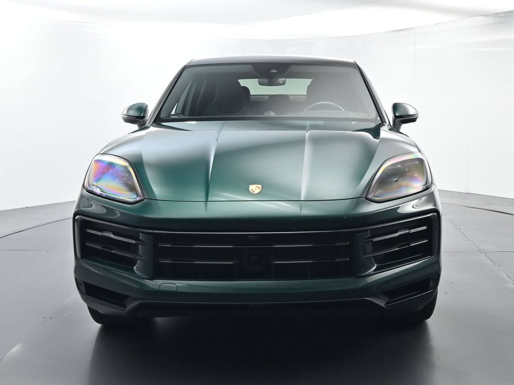 Certified 2025 Porsche Cayenne S AWD/4WD image 18