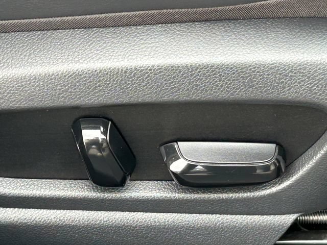 Used 2019 Lexus UX 200 w/ Accessory Package 2 FWD image 33