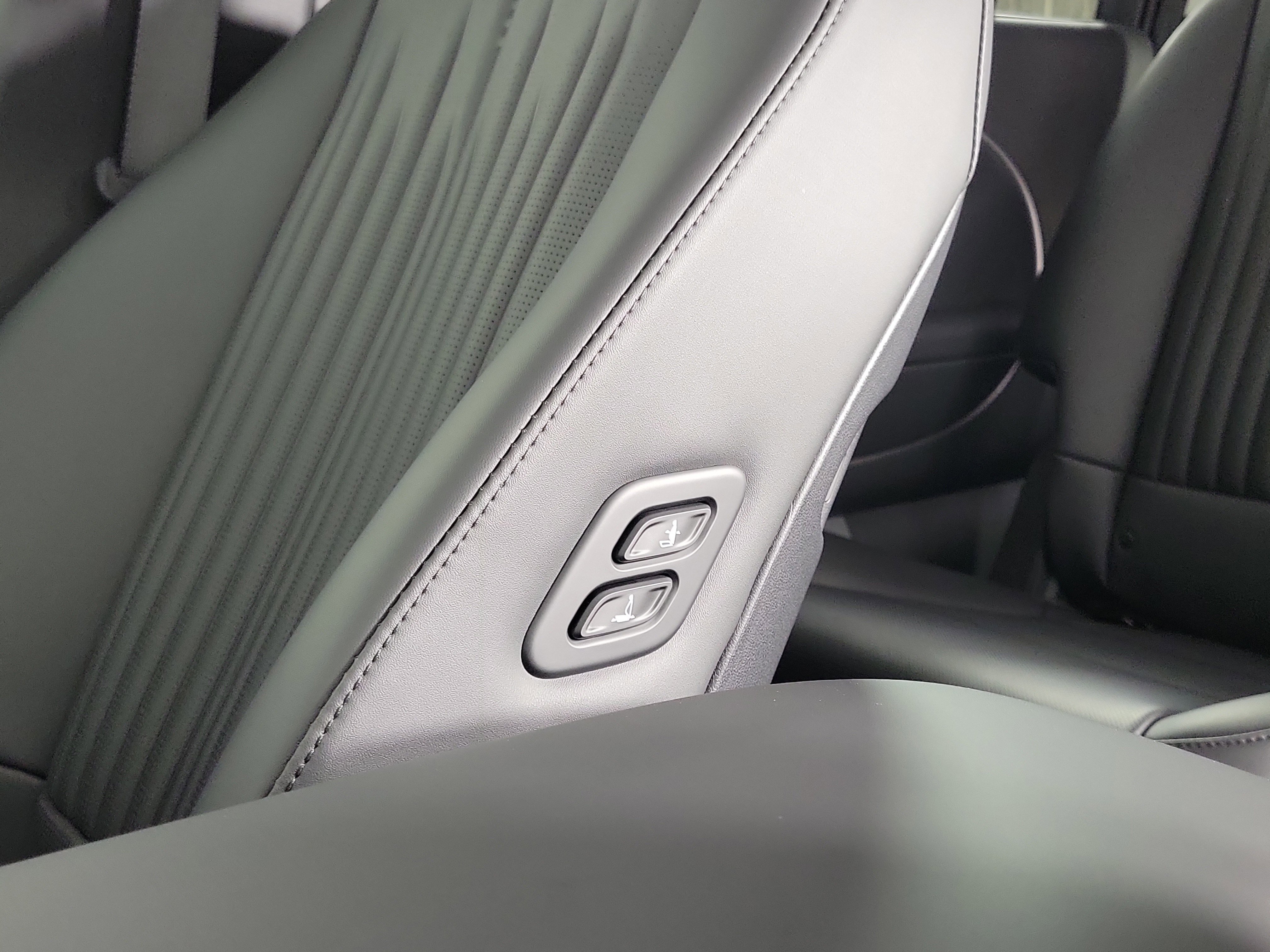 New 2026 Hyundai Ioniq 9 Calligraphy image 24