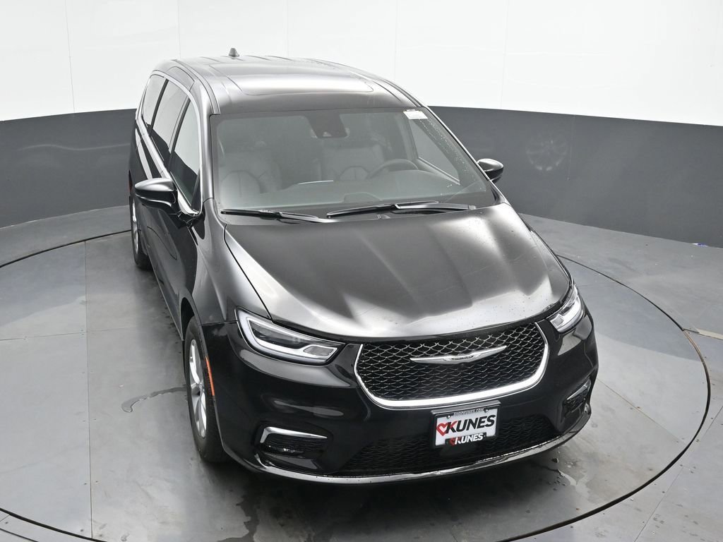 New 2026 Chrysler Pacifica Select image 34