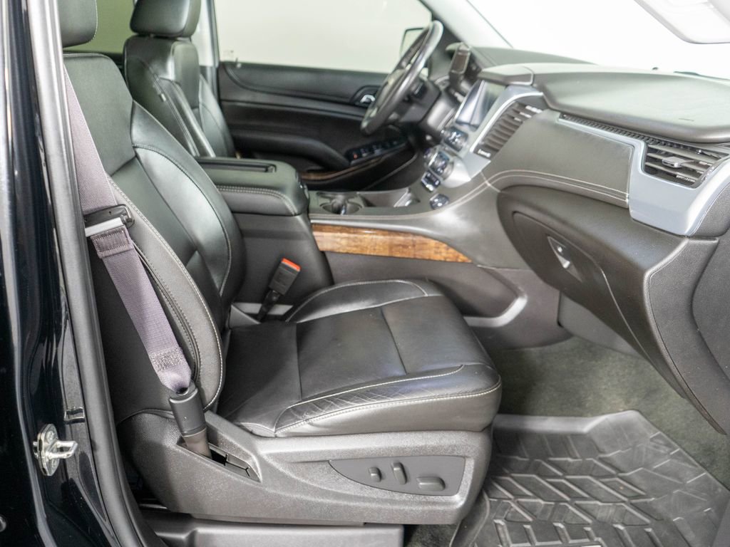 Used 2017 Chevrolet Tahoe LT image 8