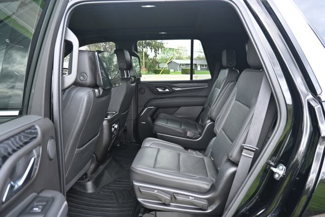 Used 2021 GMC Yukon Denali w/ Denali Ultimate Package AWD/4WD image 25