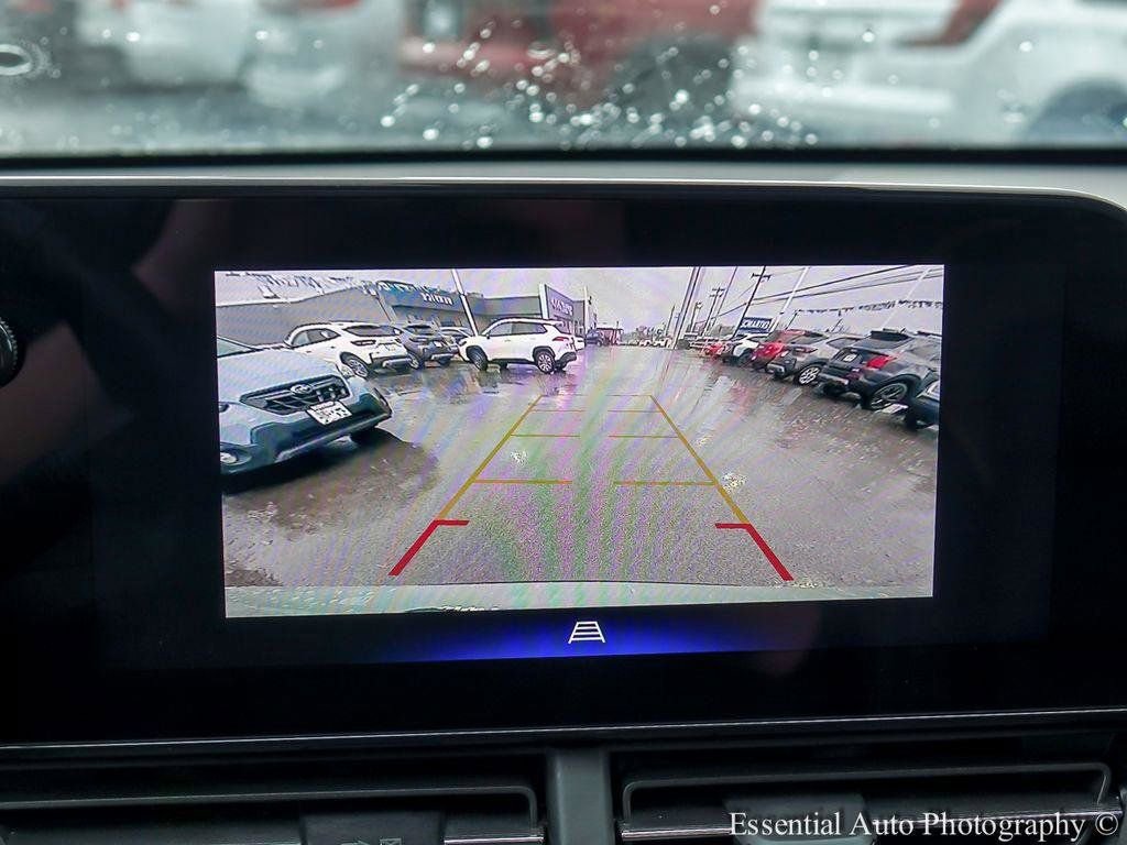 Used 2024 Chevrolet Trax ACTIV w/ Sunroof Package image 17