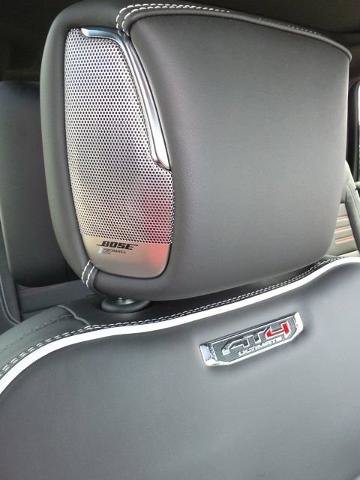 New 2026 GMC Yukon XL AT4 Ultimate AWD/4WD image 31