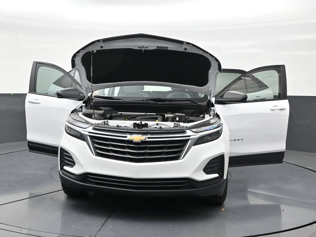 Used 2024 Chevrolet Equinox LS FWD image 30