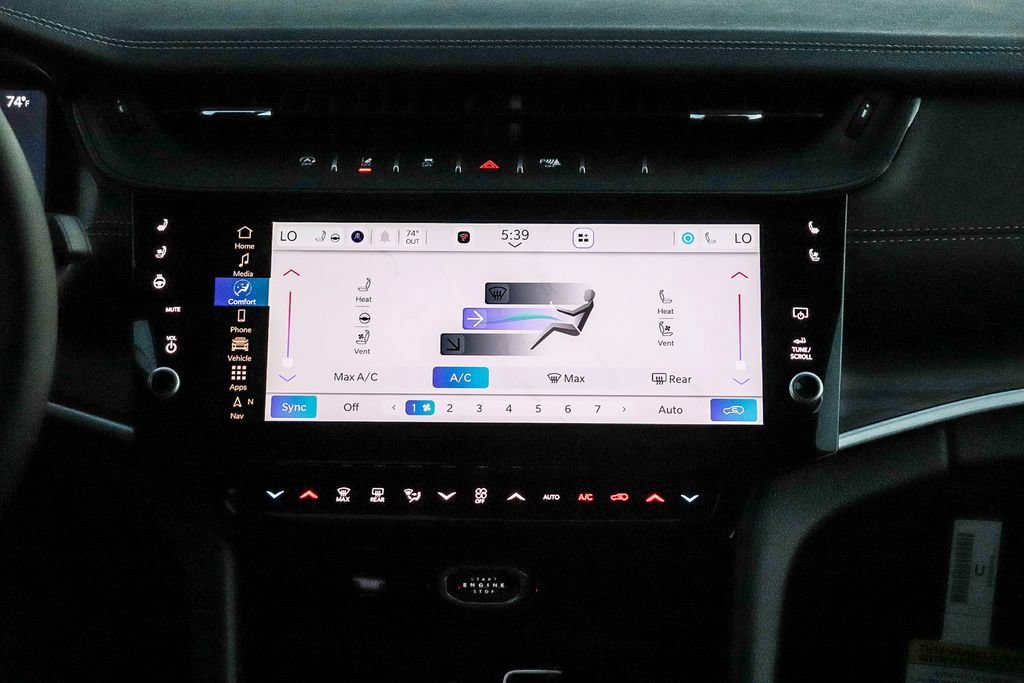 New 2026 Jeep Grand Cherokee Limited AWD/4WD image 17