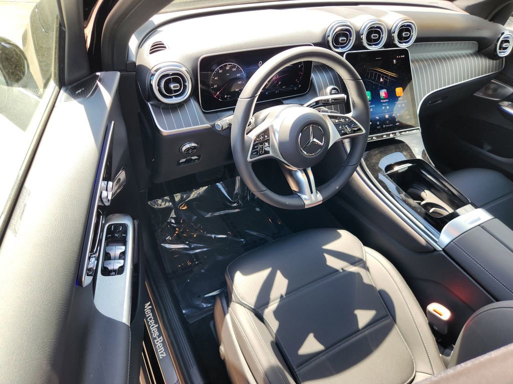 Used 2020 Mercedes-Benz GLC 300 4MATIC image 17