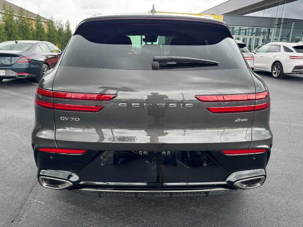Certified 2026 Genesis GV70 2.5T Sport Prestige AWD/4WD image 4