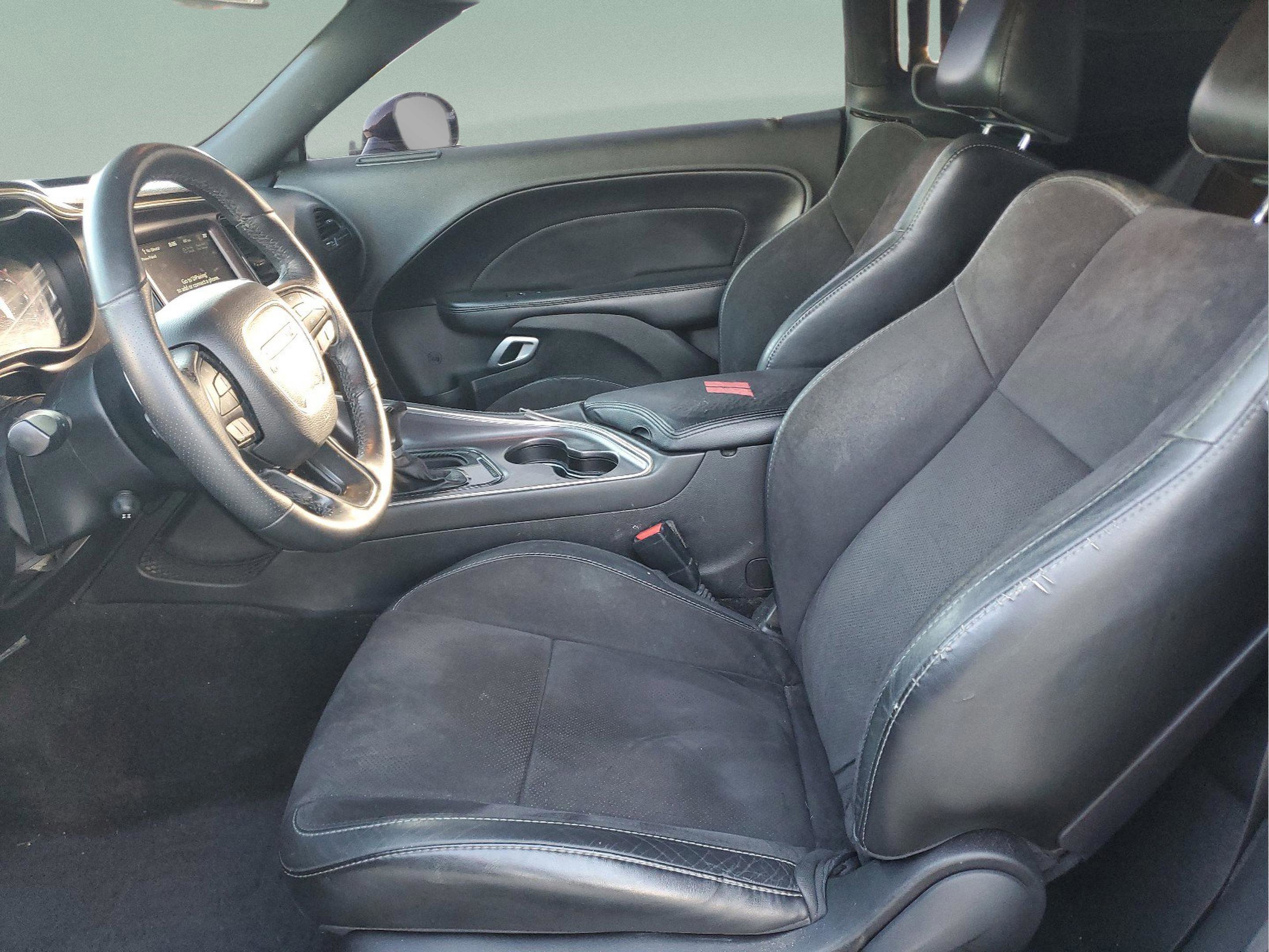 Used 2018 Dodge Challenger SXT Plus image 15