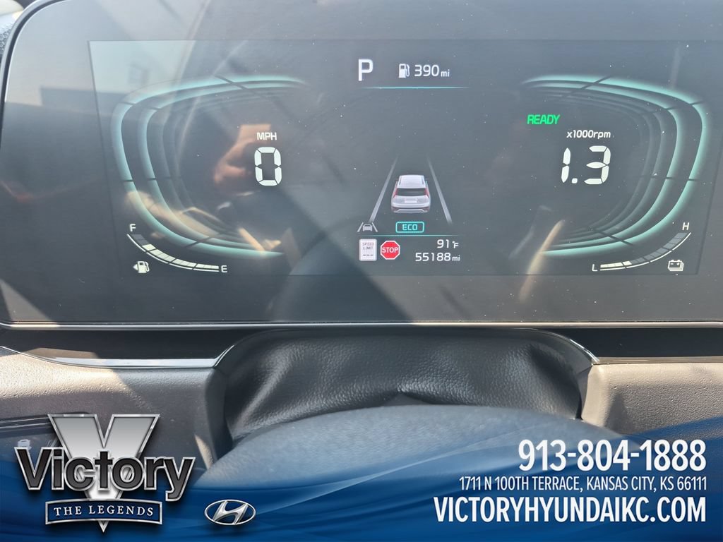 Used 2023 Kia Niro SX Touring FWD image 15