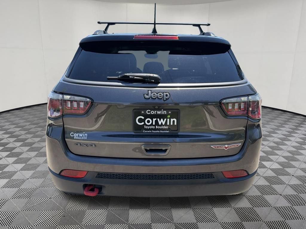 Used 2019 Jeep Compass Trailhawk w/ Leather Interior Group AWD/4WD image 6