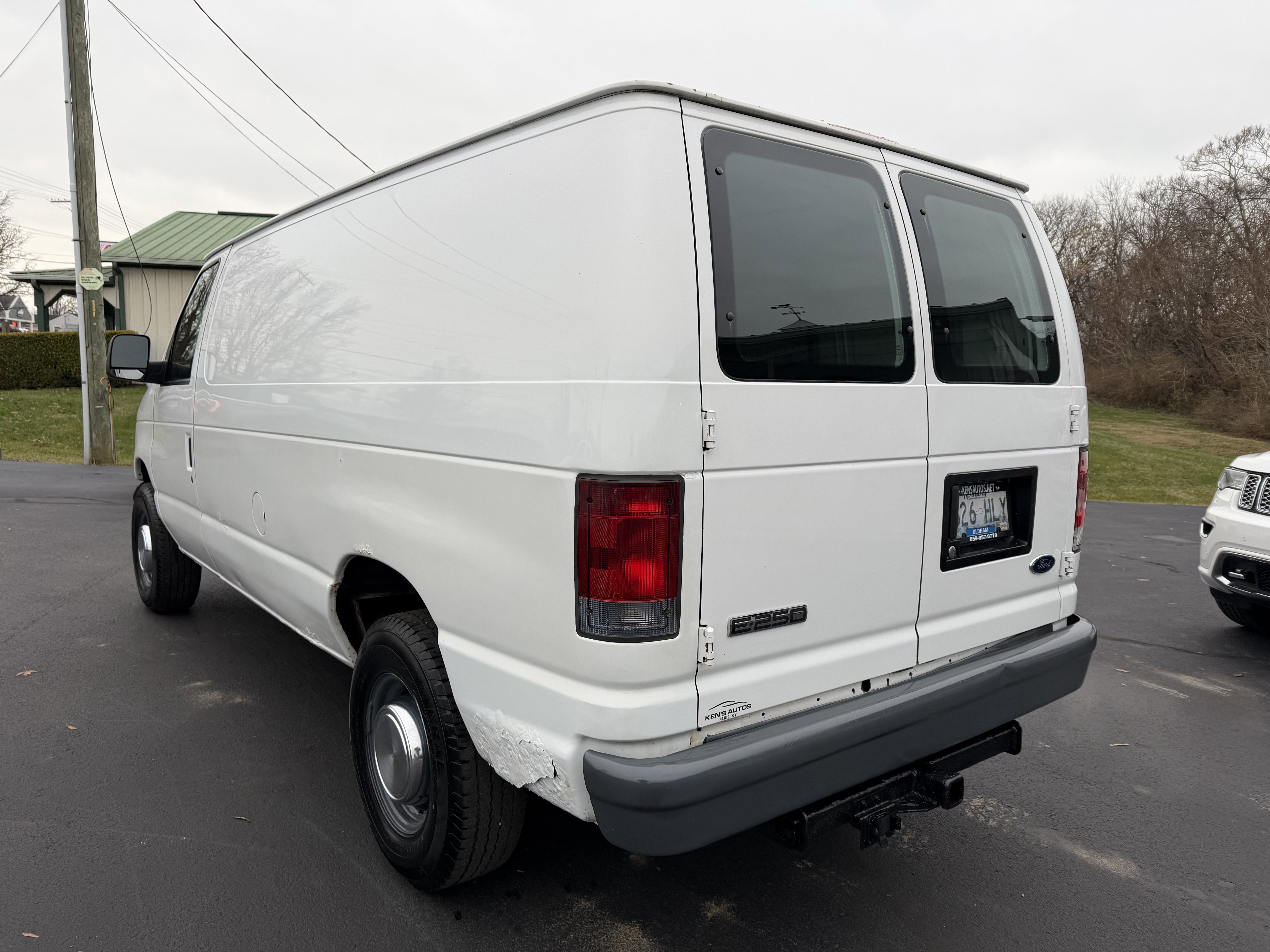 Used 2006 Ford E-250 and Econoline 250 image 7