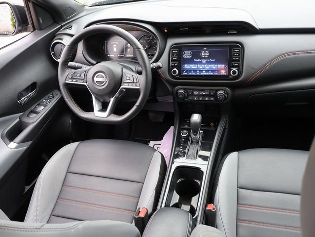 Used 2024 Nissan Kicks SR w/ SR Premium Package image 12